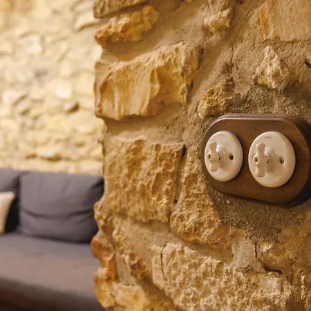 شقة Bravissimo 1593, Medieval Charm خيرونا