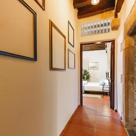 Apartment Bravissimo 1593, Medieval Charm *